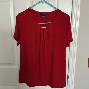 Liz Claiborne Red Pleated Short Sleeve Top